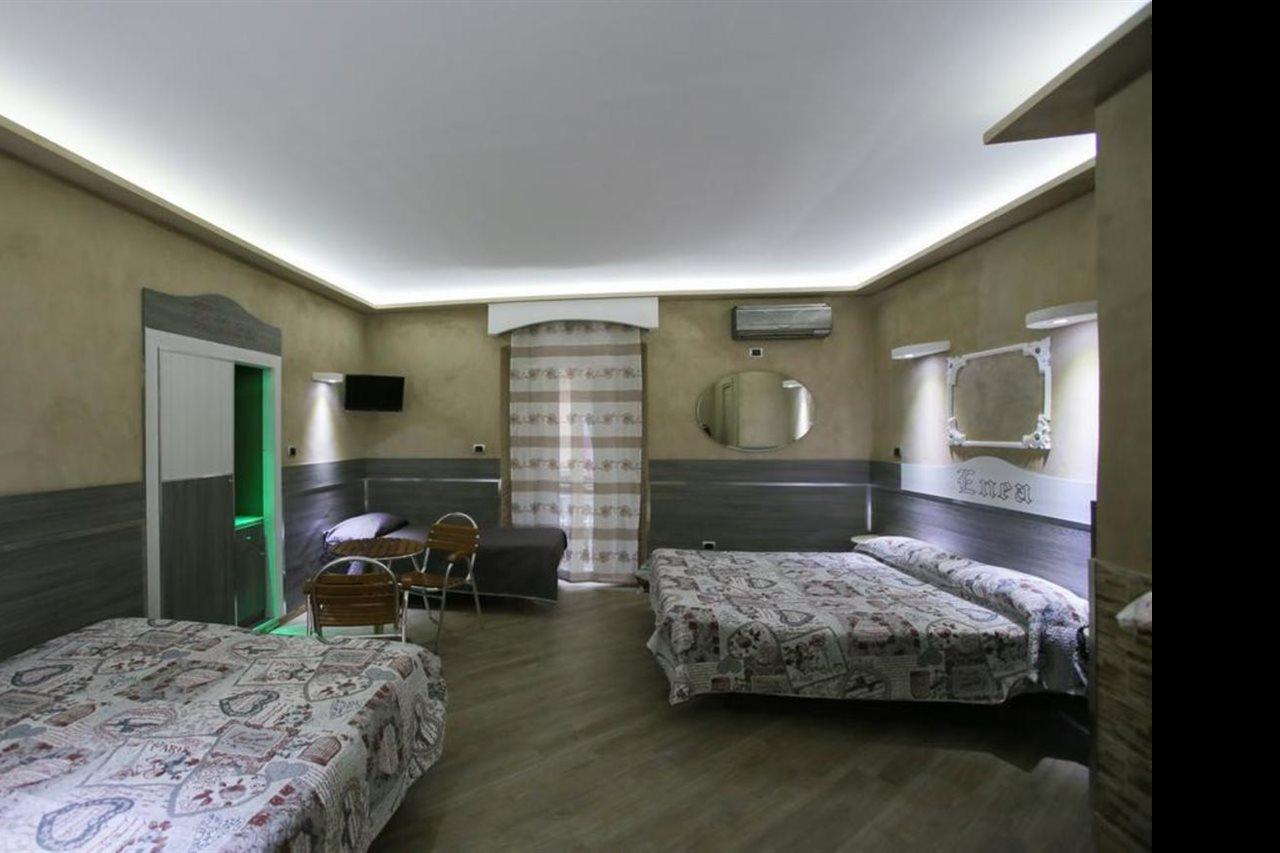 Hotel Iris Naples Exterior photo