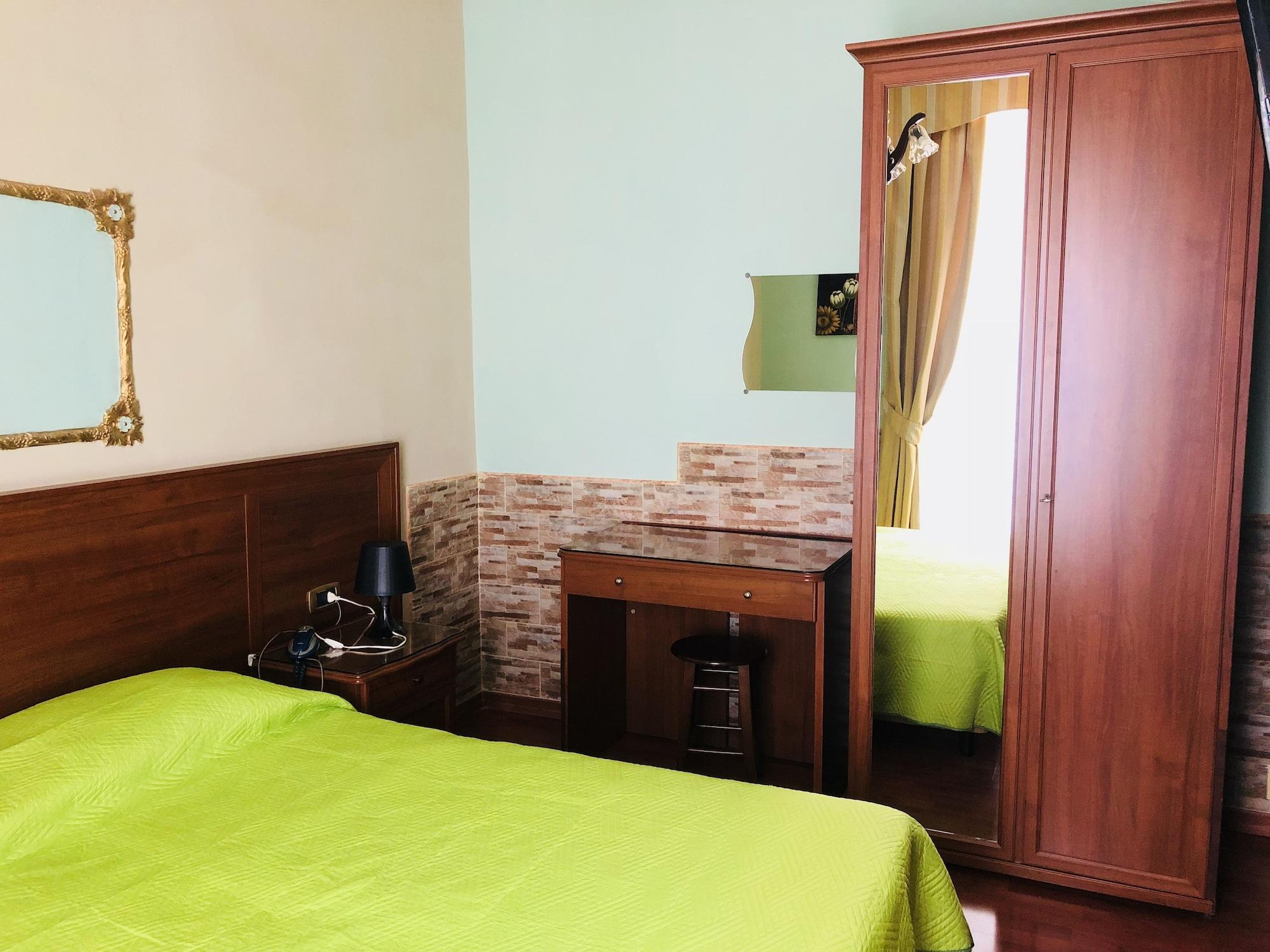 Hotel Iris Naples Exterior photo
