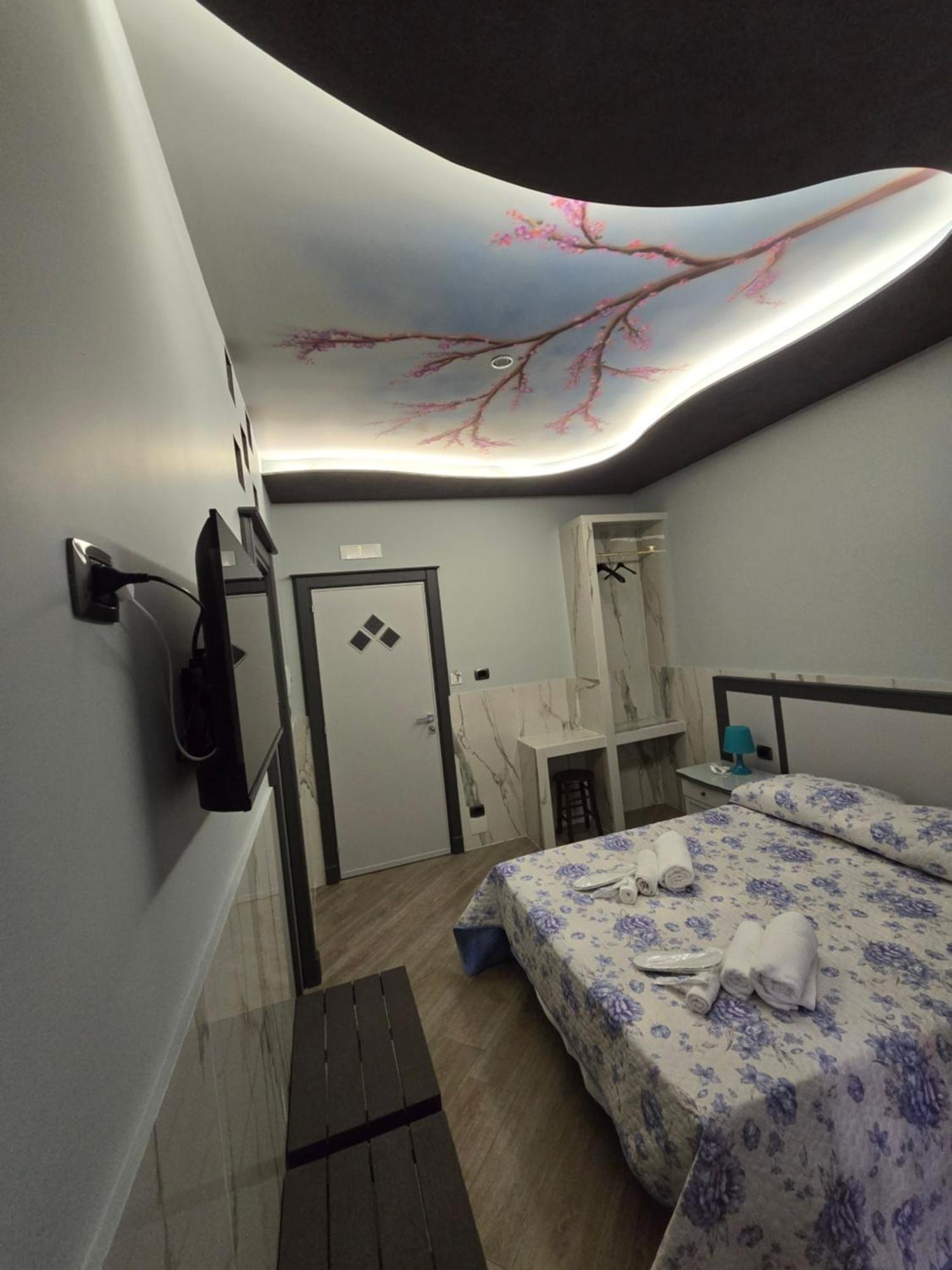 Hotel Iris Naples Exterior photo