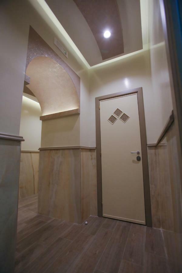 Hotel Iris Naples Exterior photo